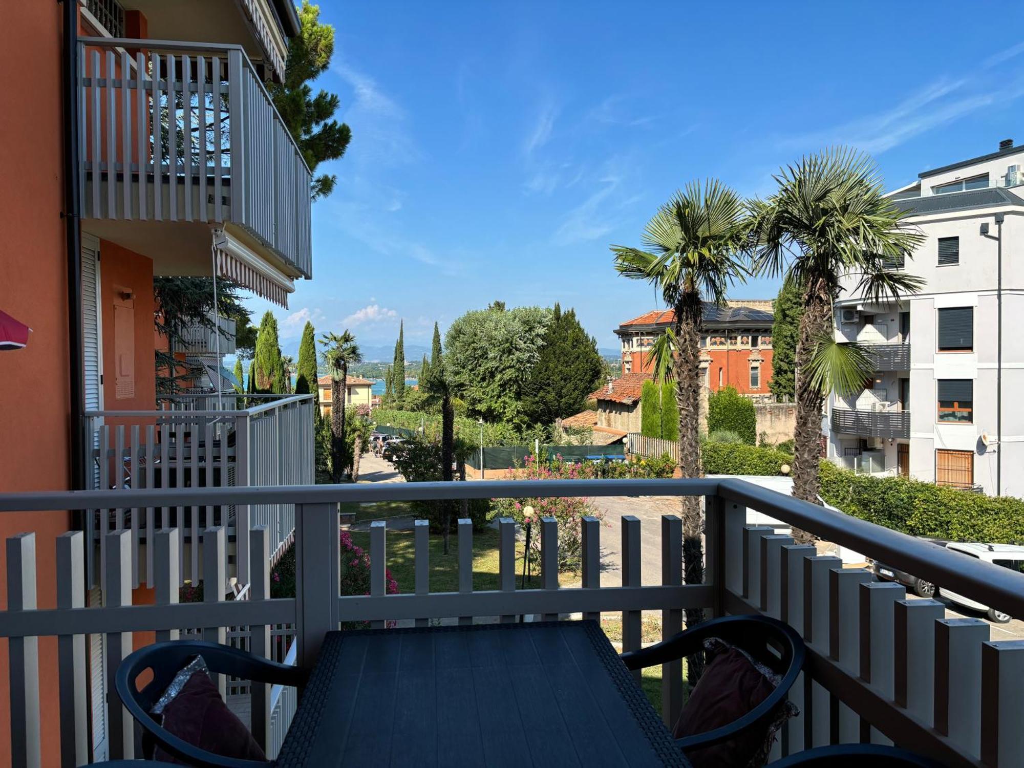Appartamento Peschiera Peschiera del Garda Buitenkant foto