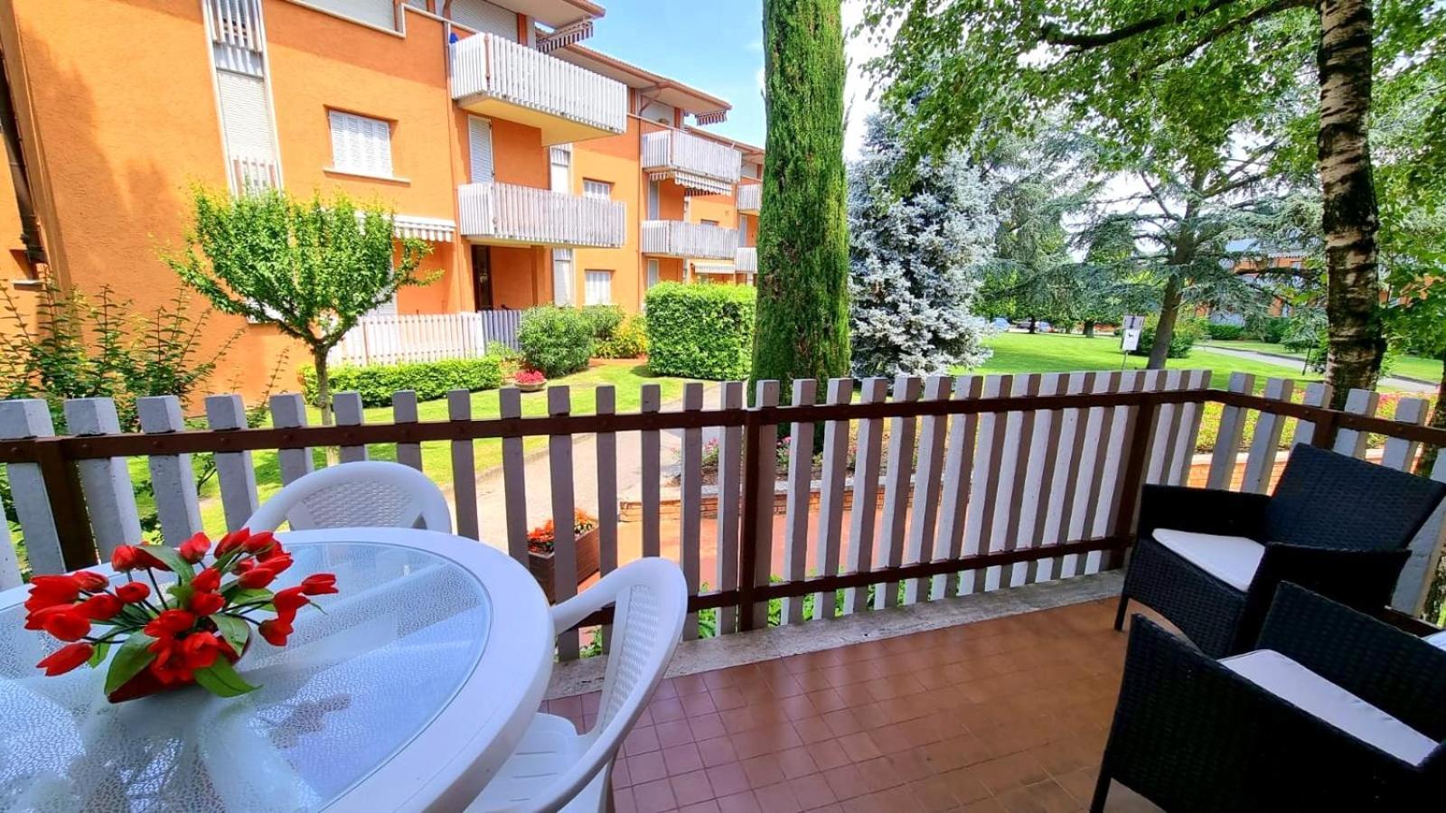 Appartamento Peschiera Peschiera del Garda Buitenkant foto