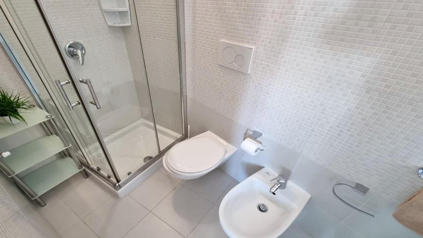 Appartamento Peschiera Peschiera del Garda Buitenkant foto
